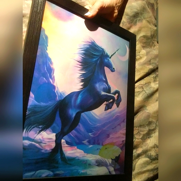 One Hanging Picture - Picture 1 of 3